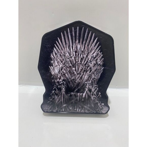 PEZ Candy Game of Thrones Iron Anniversary Limited Edition Gift Tin 4 Dispensers - Picture 4 of 6